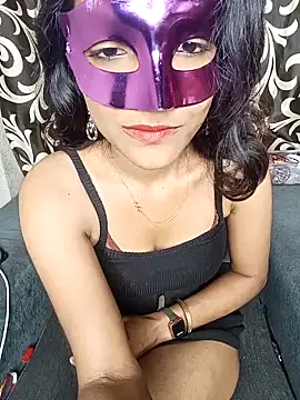 REVA DARLING online show from December 18, 2025, 7:58 am