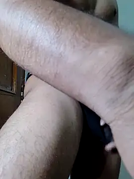 AmnionicDemeanor online show from April 13, 2026, 11:59 am