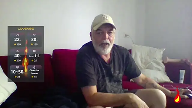 Snapshot of Skoona73 chatting on February 14, 2026, 5:48 am Skoona73 online show from February 14, 2026, 5:48 am