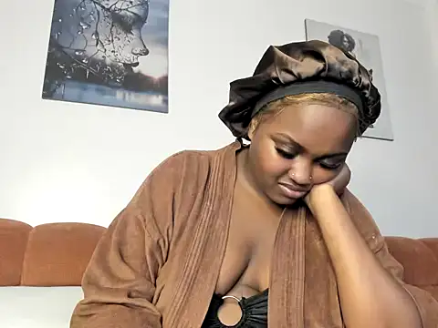  nightnurse online show from November 19, 2025, 8:53 pm