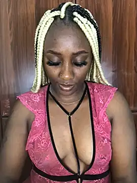 Snapshot of Lola_kims chatting on February 23, 2025, 5:39 pm Lola kims online show from February 23, 2025, 5:39 pm