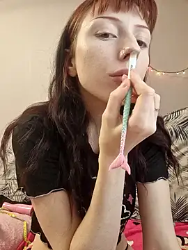 Snapshot of _Alice_0-0 chatting on October 11, 2025, 8:13 am  Alice 0-0 online show from October 11, 2025, 8:13 am