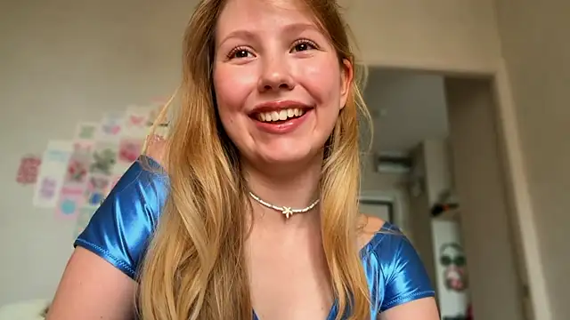Snapshot of HoneyAudrey chatting on June 30, 2026, 2:34 am HoneyAudrey online show from June 30, 2026, 2:34 am