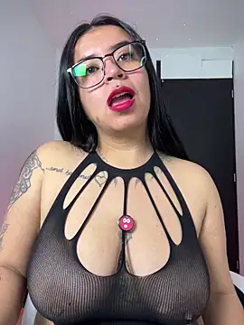 Devilsweet17 online show from July 3, 2026, 11:49 am