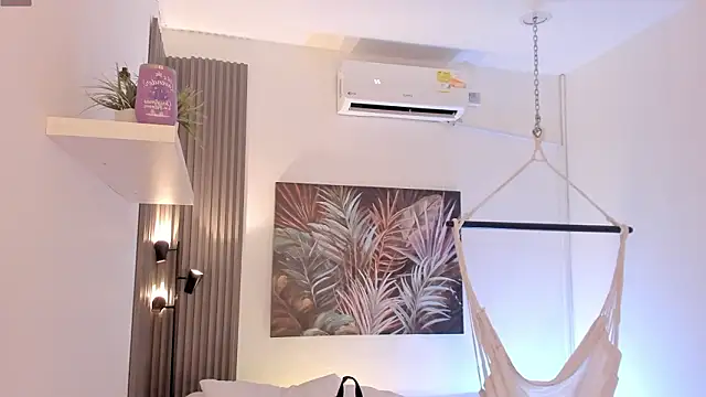 emma alice  online show from February 18, 2026, 10:44 am