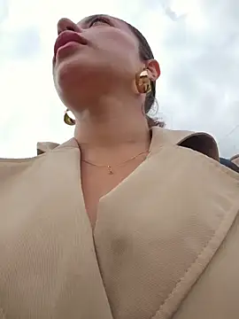 Snapshot of Karen_San_Miguel chatting on March 27, 2026, 7:57 pm Karen San Miguel online show from March 27, 2026, 7:57 pm