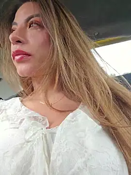 Snapshot of Karen_San_Miguel chatting on March 28, 2026, 6:18 pm Karen San Miguel online show from March 28, 2026, 6:18 pm