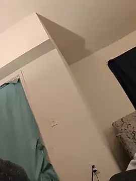 Dilldough405 online show from April 23, 2026, 5:08 am