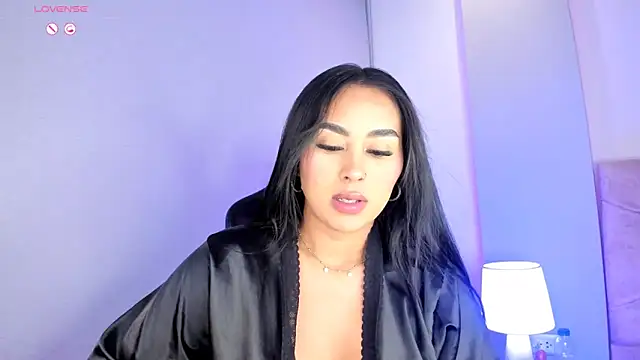 Cameliaa Smiith online show from February 6, 2025, 7:45 am