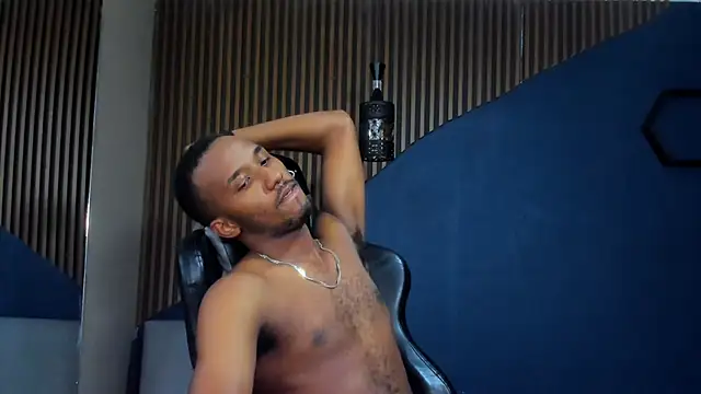 Snapshot of JamesParck chatting on January 22, 2025, 6:41 pm JamesParck online show from January 22, 2025, 6:41 pm