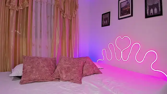 sara ander9107 online show from November 20, 2025, 10:48 am