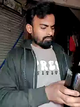 rayhan085 online show from February 6, 2025, 4:03 pm