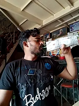 rayhan085 online show from September 16, 2025, 8:26 am