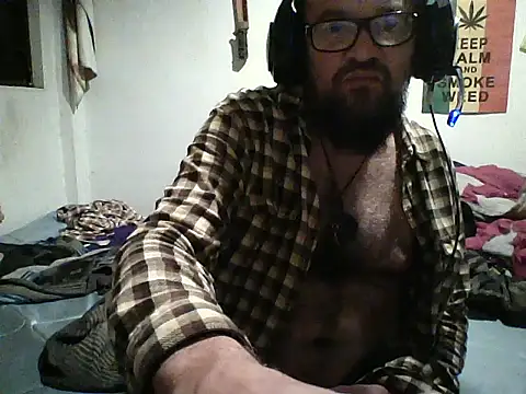 Snapshot of LECHEBALLS chatting on October 17, 2025, 4:04 am LECHEBALLS online show from October 17, 2025, 4:04 am