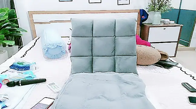 HC jun online show from March 10, 2025, 6:01 pm