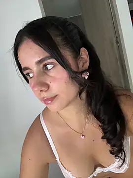 Snapshot of Natasha-28 chatting on March 22, 2026, 10:02 pm Natasha-28 online show from March 22, 2026, 10:02 pm