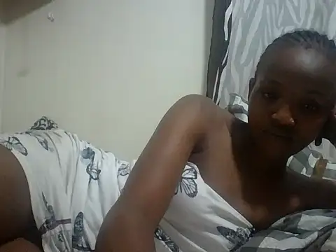 Snapshot of pretty_cool chatting on February 10, 2025, 7:28 pm pretty cool online show from February 10, 2025, 7:28 pm