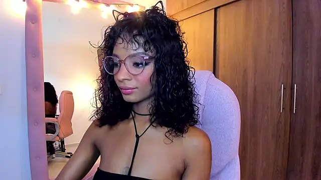 alikahouston4 online show from February 8, 2026, 8:34 pm