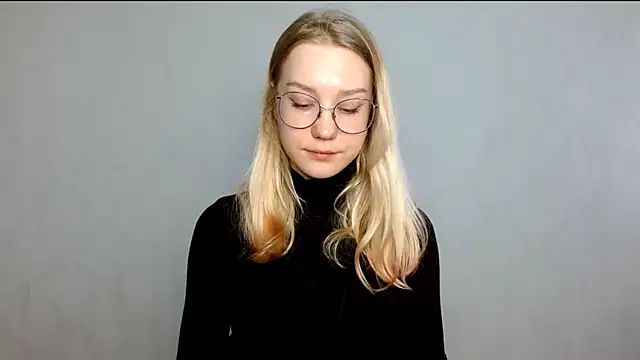 Snapshot of cindi_hot chatting on March 6, 2025, 11:36 am cindi hot online show from March 6, 2025, 11:36 am