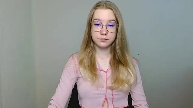 cindi hot online show from March 28, 2026, 7:52 am