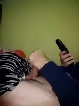 armando1983 hot online show from October 19, 2025, 12:00 am