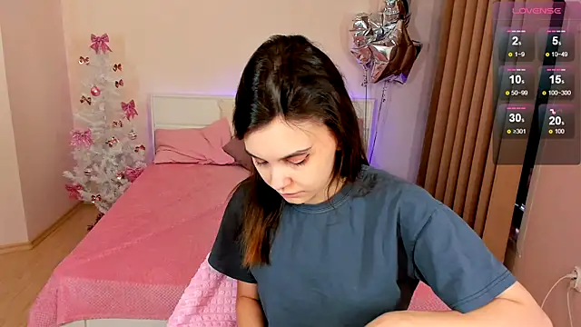 SusieMorris online show from December 21, 2024, 5:14 am