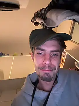 Snapshot of KidoXVII chatting on November 29, 2025, 11:30 pm KidoXVII online show from November 29, 2025, 11:30 pm