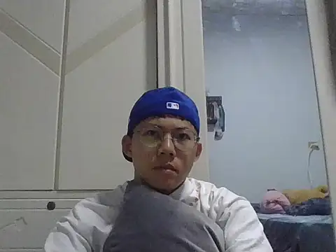 ZHIIz online show from March 14, 2026, 1:05 pm