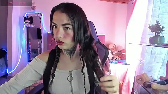 Snapshot of Alice_ch1 chatting on September 26, 2025, 1:26 pm Alice ch1 online show from September 26, 2025, 1:26 pm