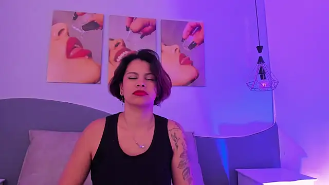 MarianaSanz online show from February 6, 2026, 1:36 pm