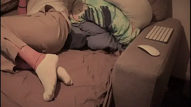 Snapshot of swissMen_DE chatting on March 11, 2025, 11:15 pm swissMen DE online show from March 11, 2025, 11:15 pm