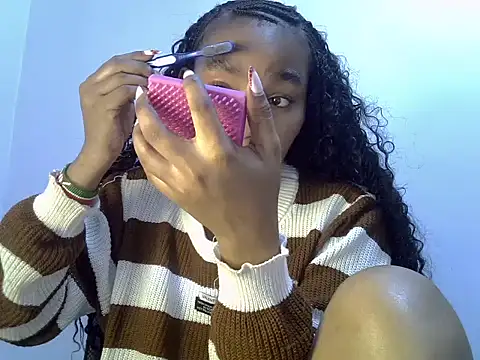 Snapshot of cute-alexis chatting on June 2, 2026, 9:44 am cute-alexis online show from June 2, 2026, 9:44 am