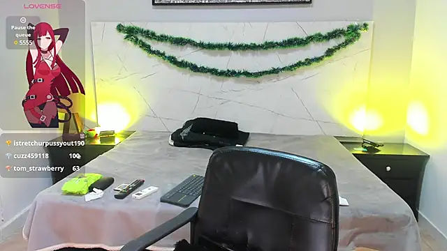 Snapshot of LAYLATAYLOR_ chatting on December 13, 2024, 12:06 pm LAYLATAYLOR online show from December 13, 2024, 12:06 pm