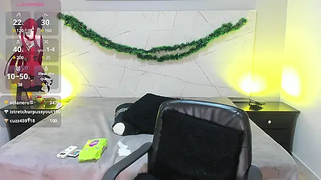 Snapshot of LAYLATAYLOR_ chatting on December 14, 2024, 11:07 am LAYLATAYLOR online show from December 14, 2024, 11:07 am