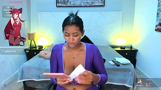 Snapshot of LAYLATAYLOR_ chatting on February 6, 2025, 6:18 am LAYLATAYLOR online show from February 6, 2025, 6:18 am