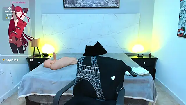 Snapshot of LAYLATAYLOR_ chatting on February 6, 2025, 9:22 am LAYLATAYLOR online show from February 6, 2025, 9:22 am