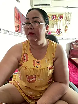 Snapshot of NDith chatting on May 20, 2026, 3:02 am NDith online show from May 20, 2026, 3:02 am