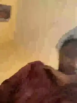 Snapshot of annkeller chatting on February 14, 2026, 8:11 am annkeller online show from February 14, 2026, 8:11 am