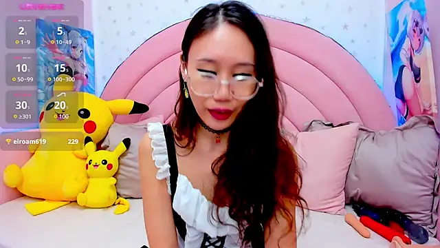 Nao  Chan  online show from March 18, 2025, 4:47 am