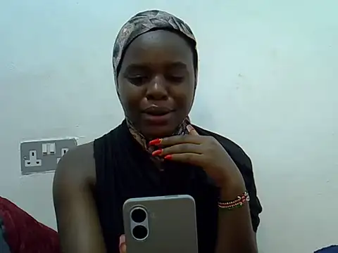Snapshot of dirtyshowgirl chatting on July 6, 2026, 6:54 pm dirtyshowgirl online show from July 6, 2026, 6:54 pm