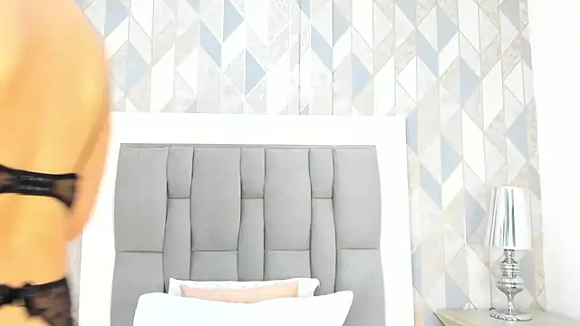 Snapshot of anais_cooper chatting on January 13, 2025, 11:41 am anais cooper online show from January 13, 2025, 11:41 am