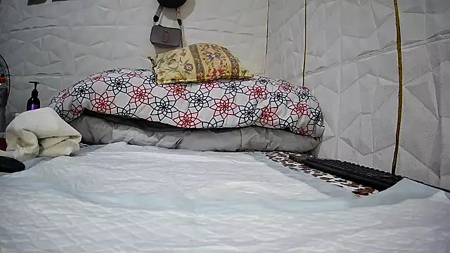 Snapshot of Mendoza_Amaranata chatting on October 15, 2025, 3:39 am Mendoza Amaranata online show from October 15, 2025, 3:39 am