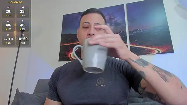 Snapshot of matt_saill chatting on January 28, 2025, 12:43 pm matt saill online show from January 28, 2025, 12:43 pm