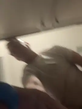 Goldenbear3111 online show from February 16, 2026, 8:54 am