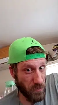 terry2big4u24 online show from January 7, 2025, 9:57 pm