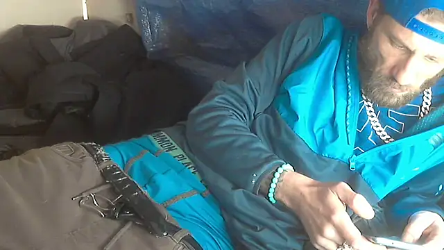 terry2big4u24 online show from March 7, 2025, 4:33 pm