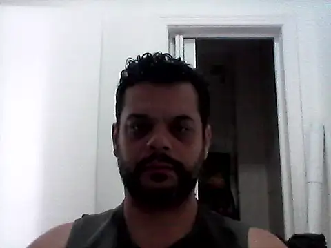 HornyBeachBoyBR online show from March 9, 2026, 12:42 pm