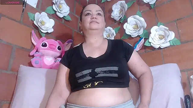 IngritBitch online show from March 14, 2026, 10:10 am