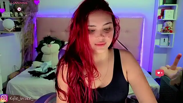 Snapshot of Kylie_brokee chatting on May 27, 2026, 9:12 pm Kylie brokee online show from May 27, 2026, 9:12 pm