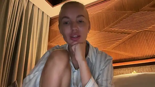 aestetick online show from November 29, 2025, 1:14 pm